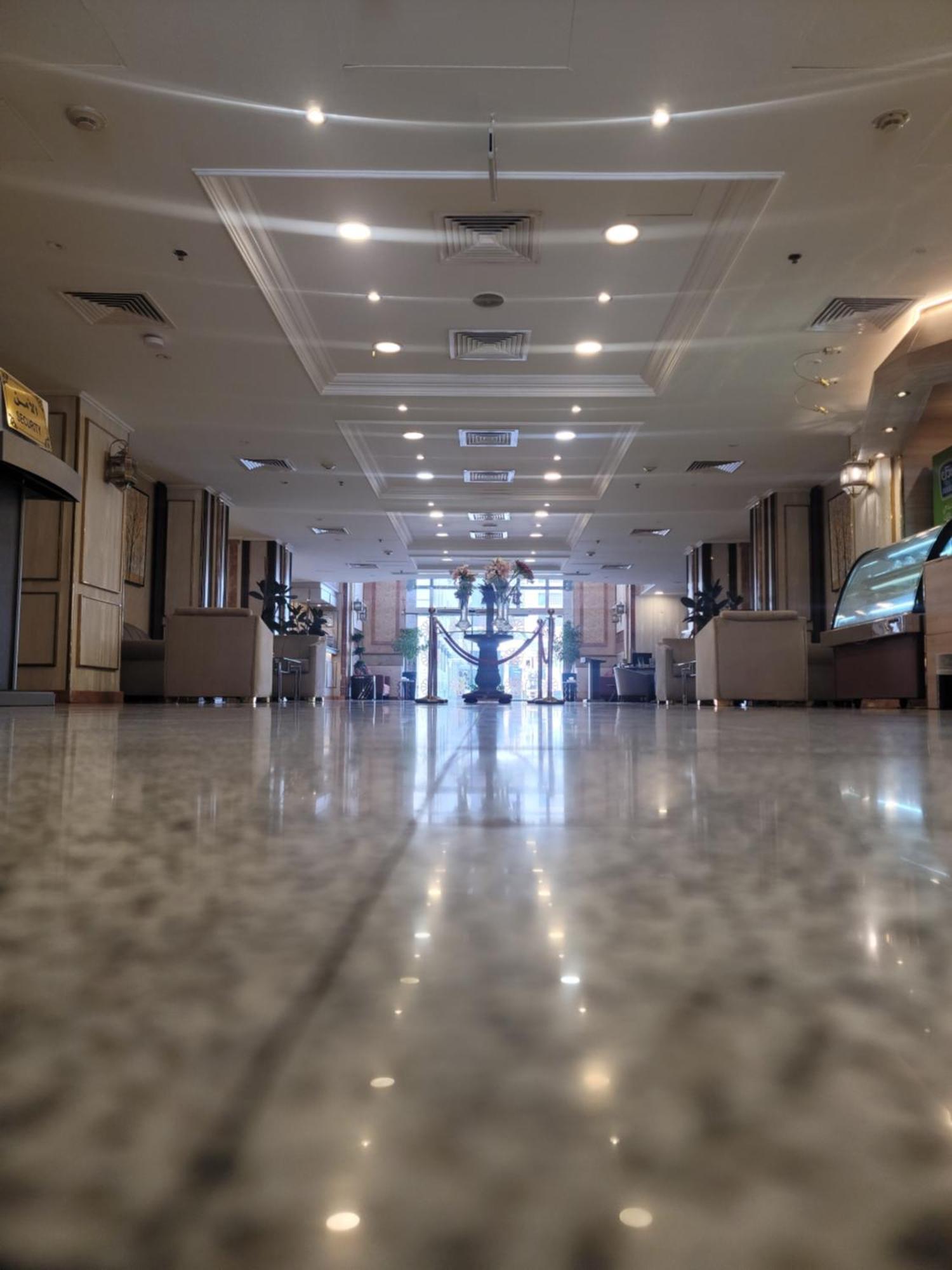 Qasr Al Ansar Golden Tulip Hotel