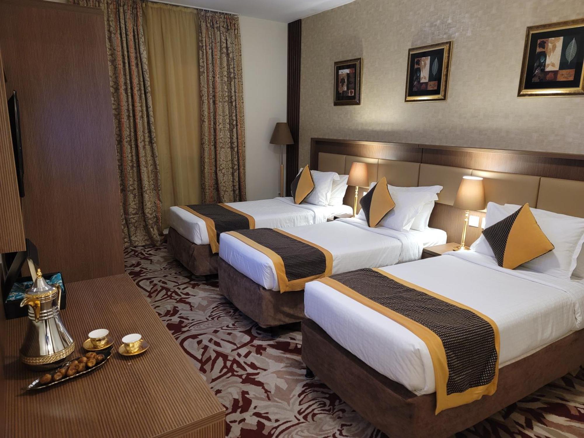 Qasr Al Ansar Golden Tulip Hotel 3*