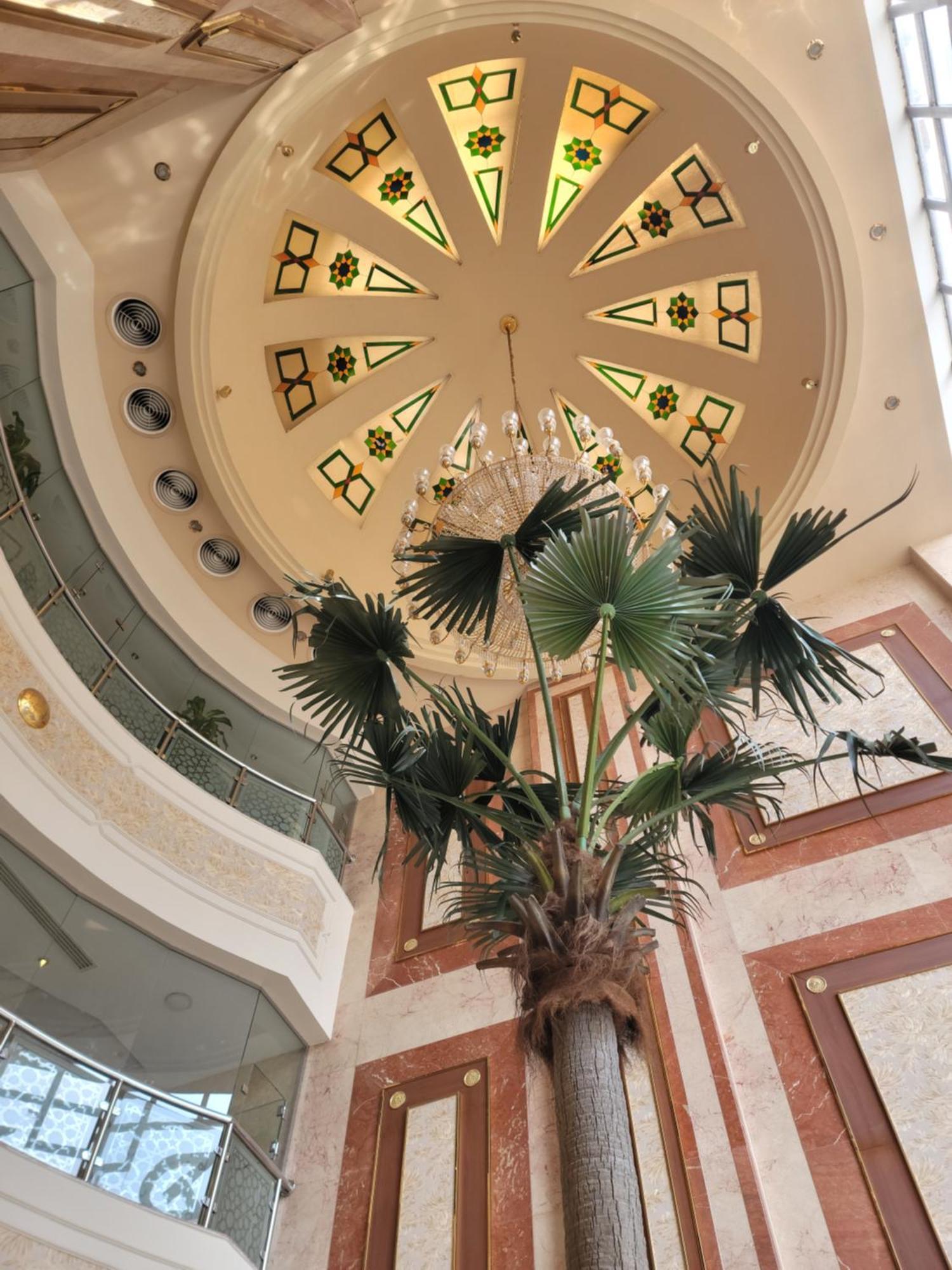 Qasr Al Ansar Golden Tulip Hotel