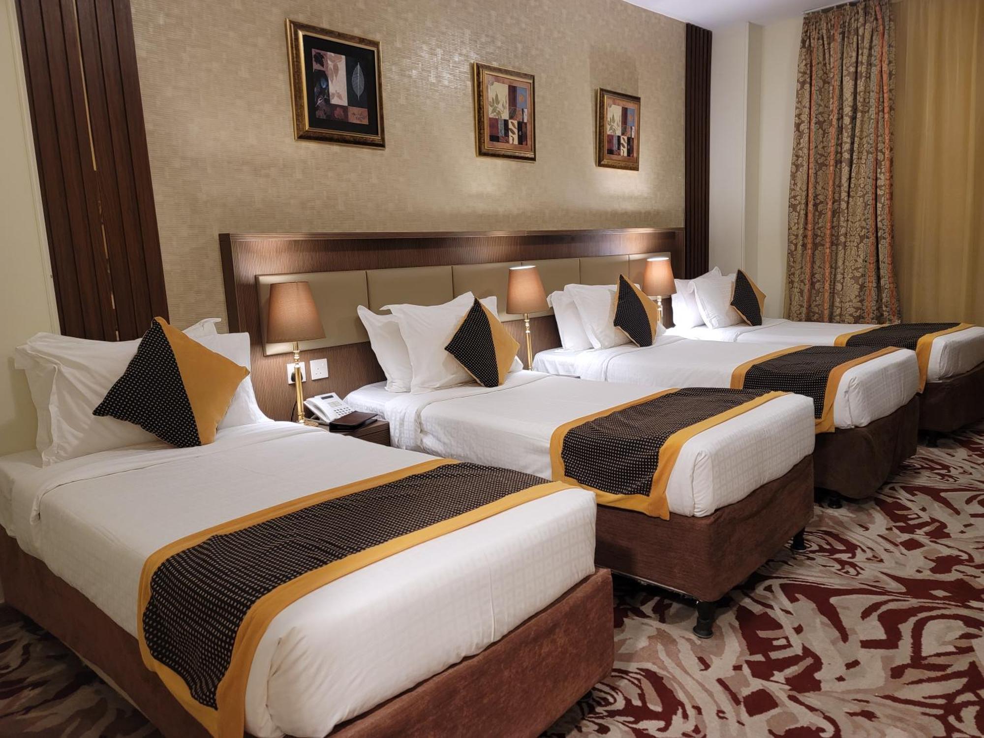 Qasr Al Ansar Golden Tulip Hotel Hotel