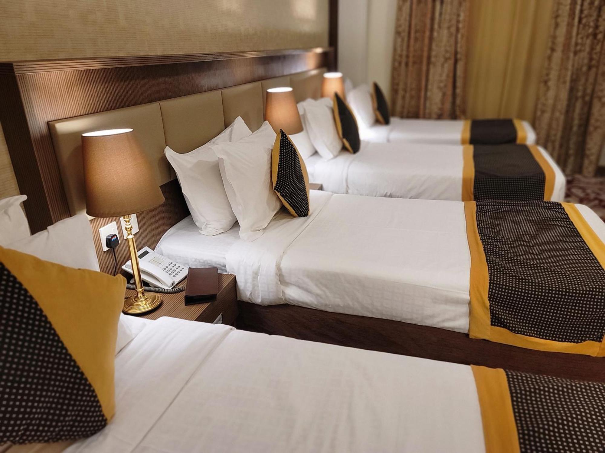 Qasr Al Ansar Golden Tulip Hotel 3*