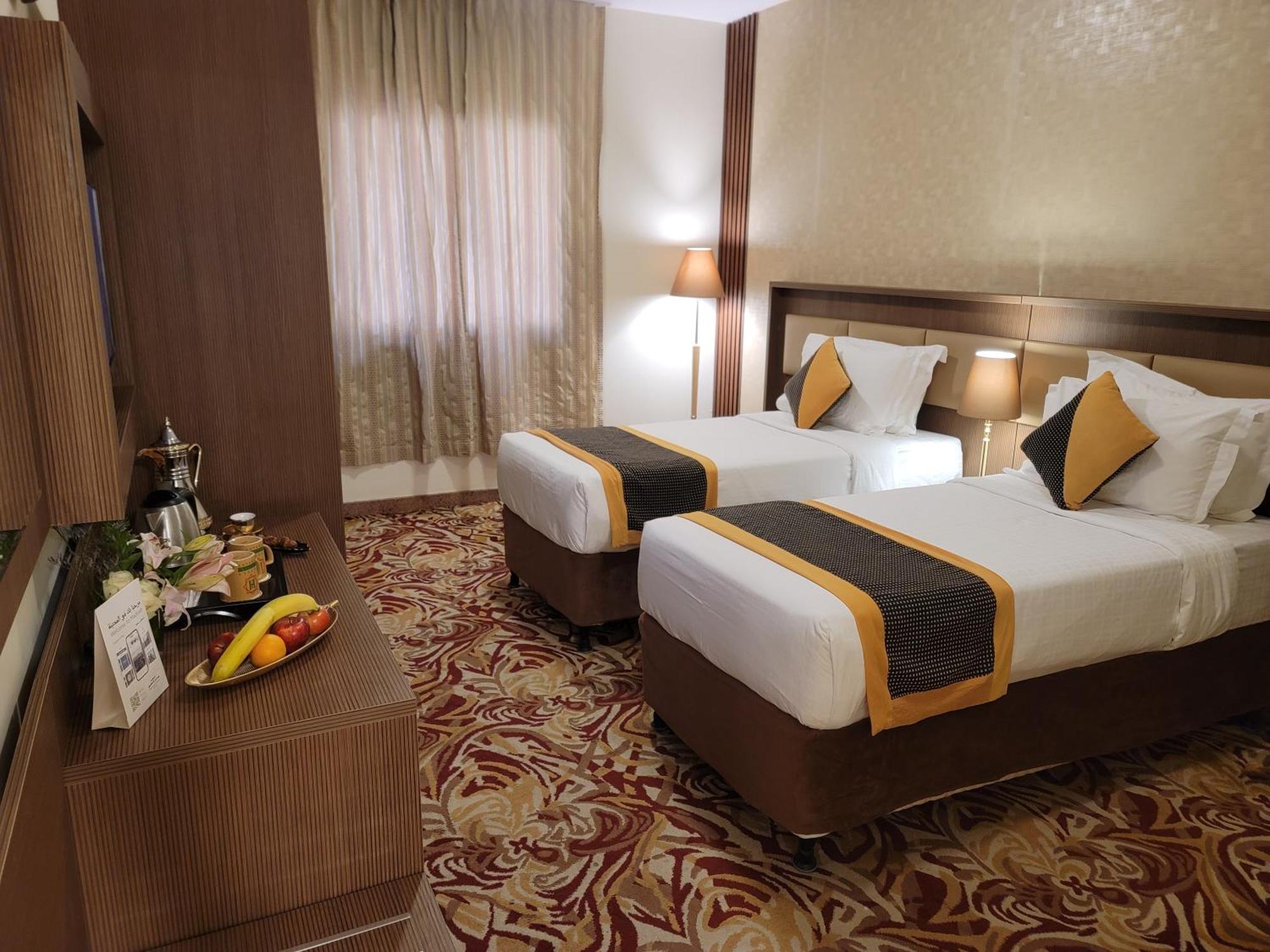 Qasr Al Ansar Golden Tulip Hotel 3*