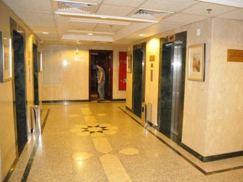 होटल Qasr Al Ansar Golden Tulip Hotel Medina