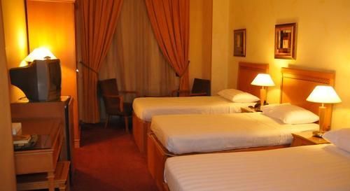 होटल Qasr Al Ansar Golden Tulip Hotel Medina